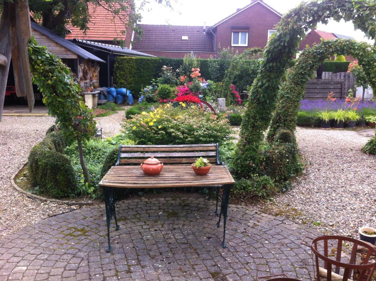 Chalet Or Apartment Nearby Roermond Outlet Stevensweert Экстерьер фото